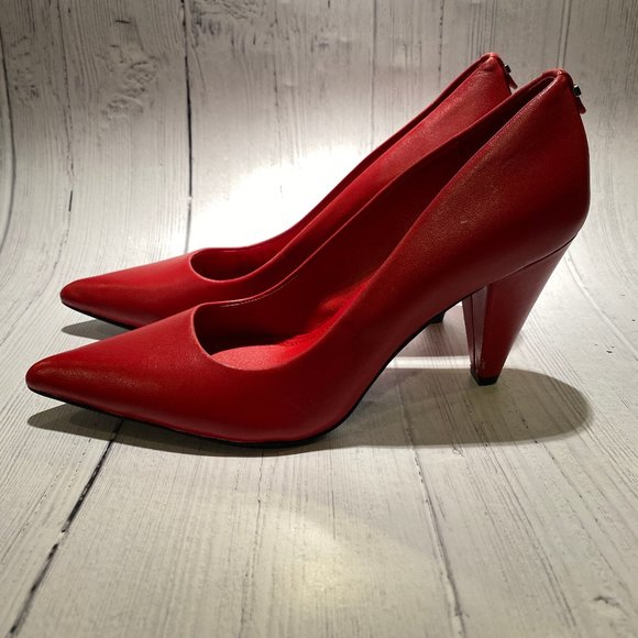 Calvin Klein Red Pump Sz 6 - Picture 2 of 6